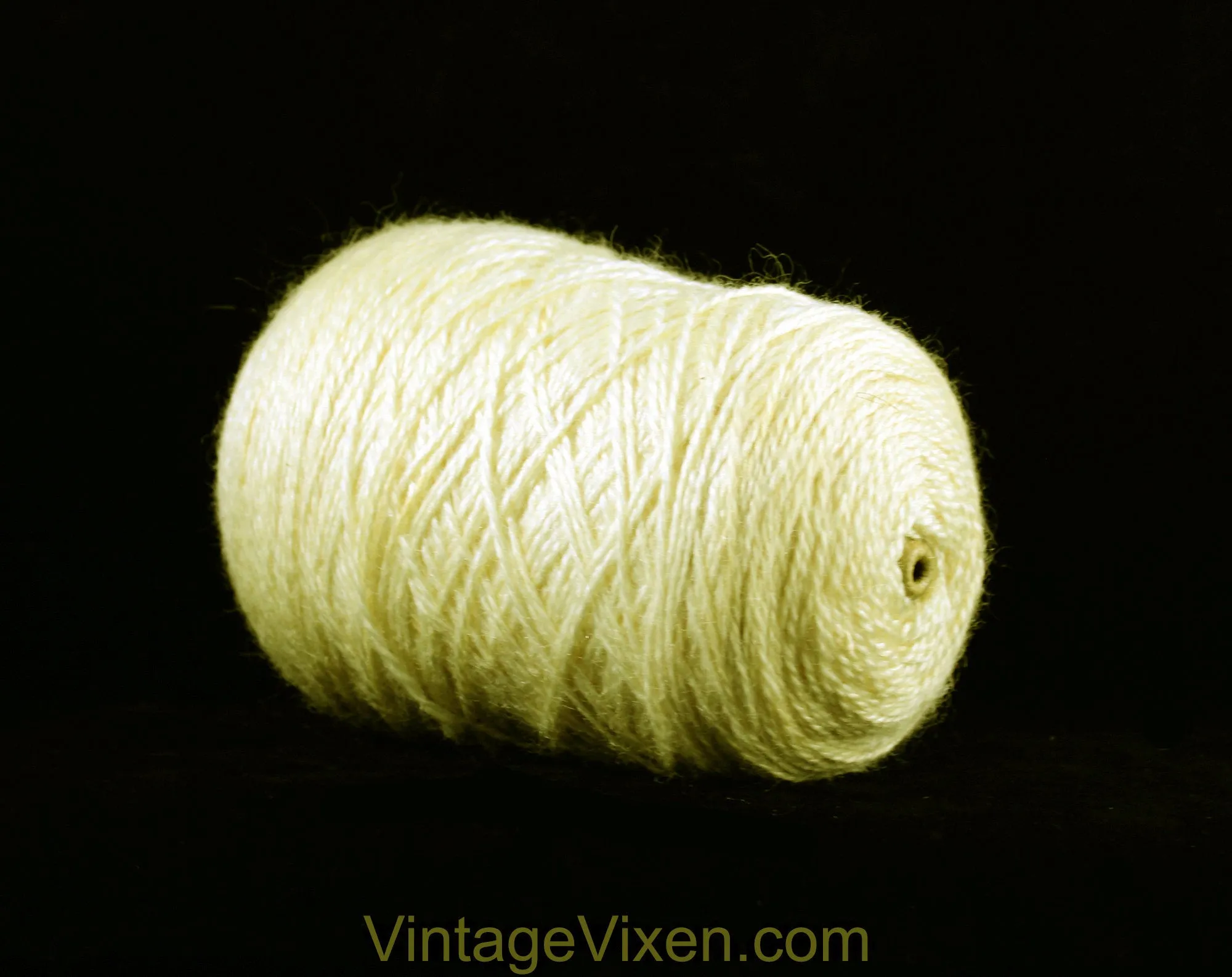 Artisan Style Ecru Yarn with Soft Woolly Texture - 1.25 Lbs Cone - Ivory Pale Neutral 1980s Fiber Art Spiral Twist - Lightweight Woolen