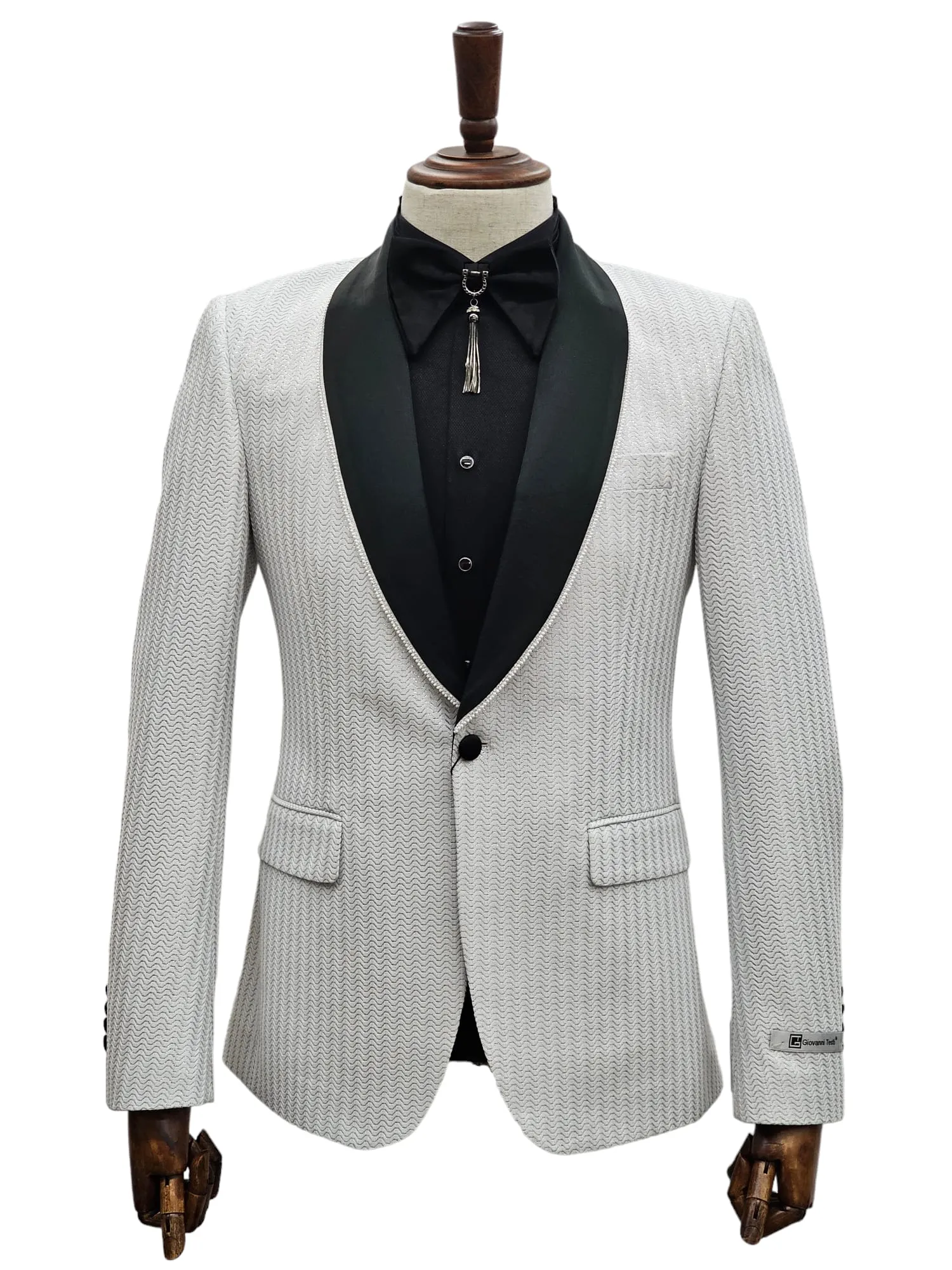Classic White Tuxedo - Modern Sophistication - A Classy Selection for 2024 Prom and Wedding Seasons