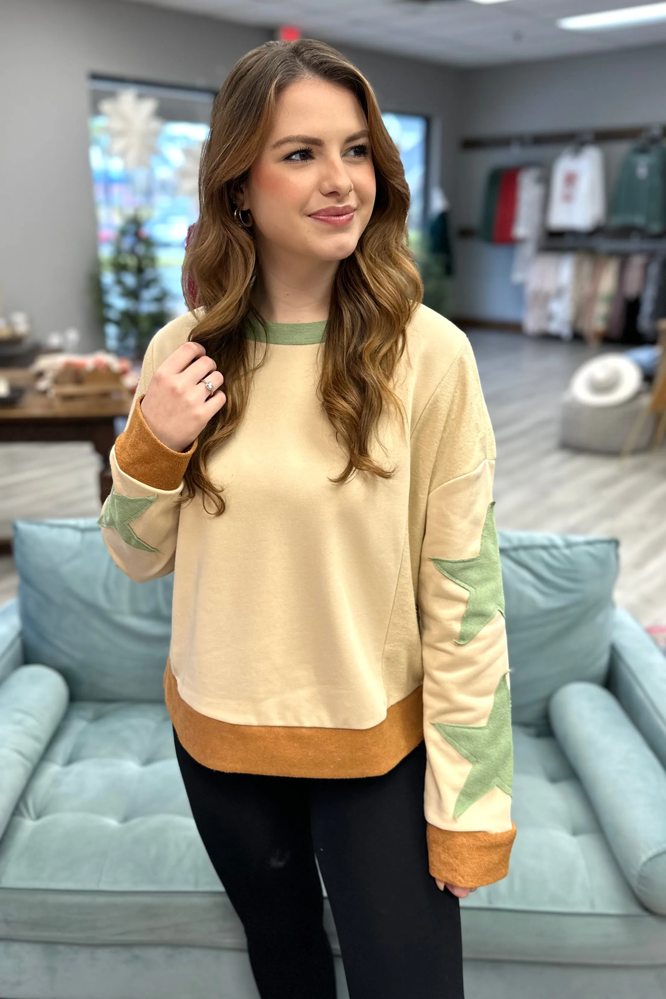 ELIZABETH Green Star Sweatshirt