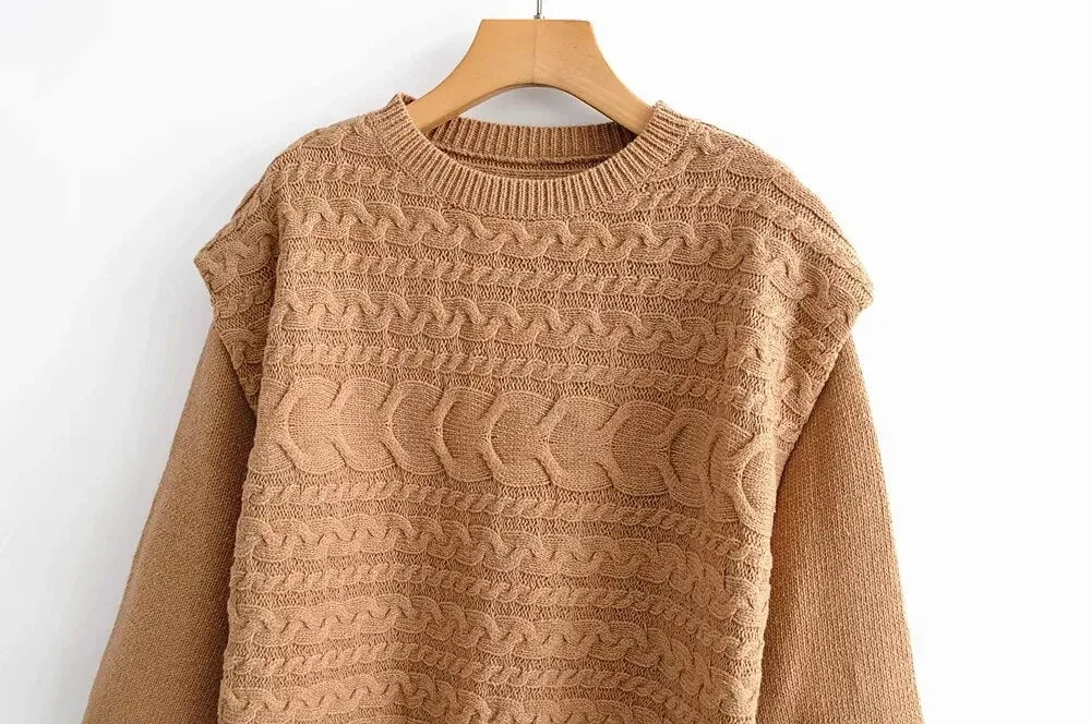KNITTED BRAIDED SWEATER
