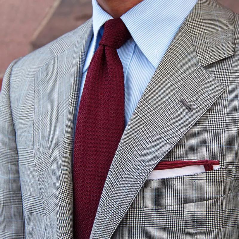 White / Bordeaux Burgundy Stitched Pocket Square - [2017 Spring]